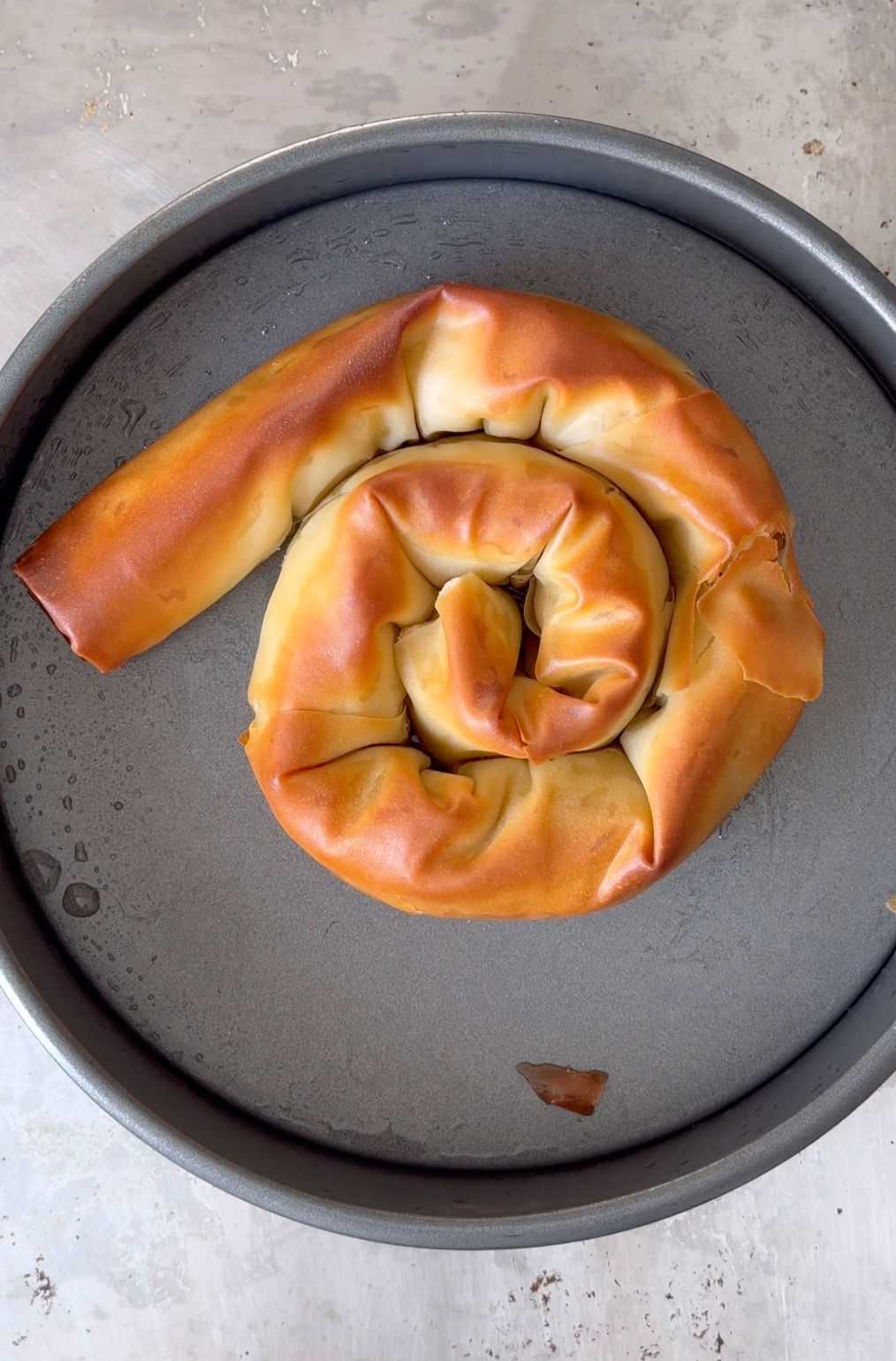 Roast garlic & ricotta twist - by Tomek Mossakowski